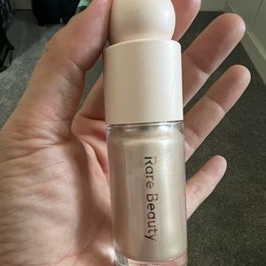 Rare Beauty Liquid Highlight